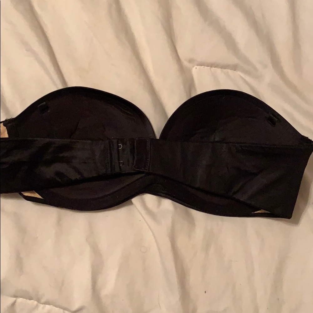 VS BRA - Picture 2 of 3